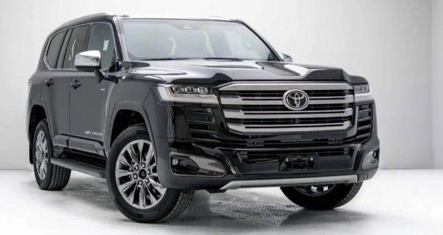 بررسی خودرو ۵۷ میلیاردی؛ چرا لندکروزر VXR اینقدر گران شد؟